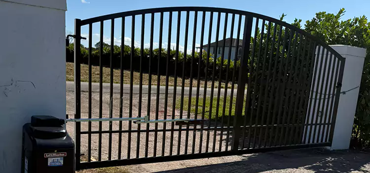 Driveway Fence Repair Wheeling